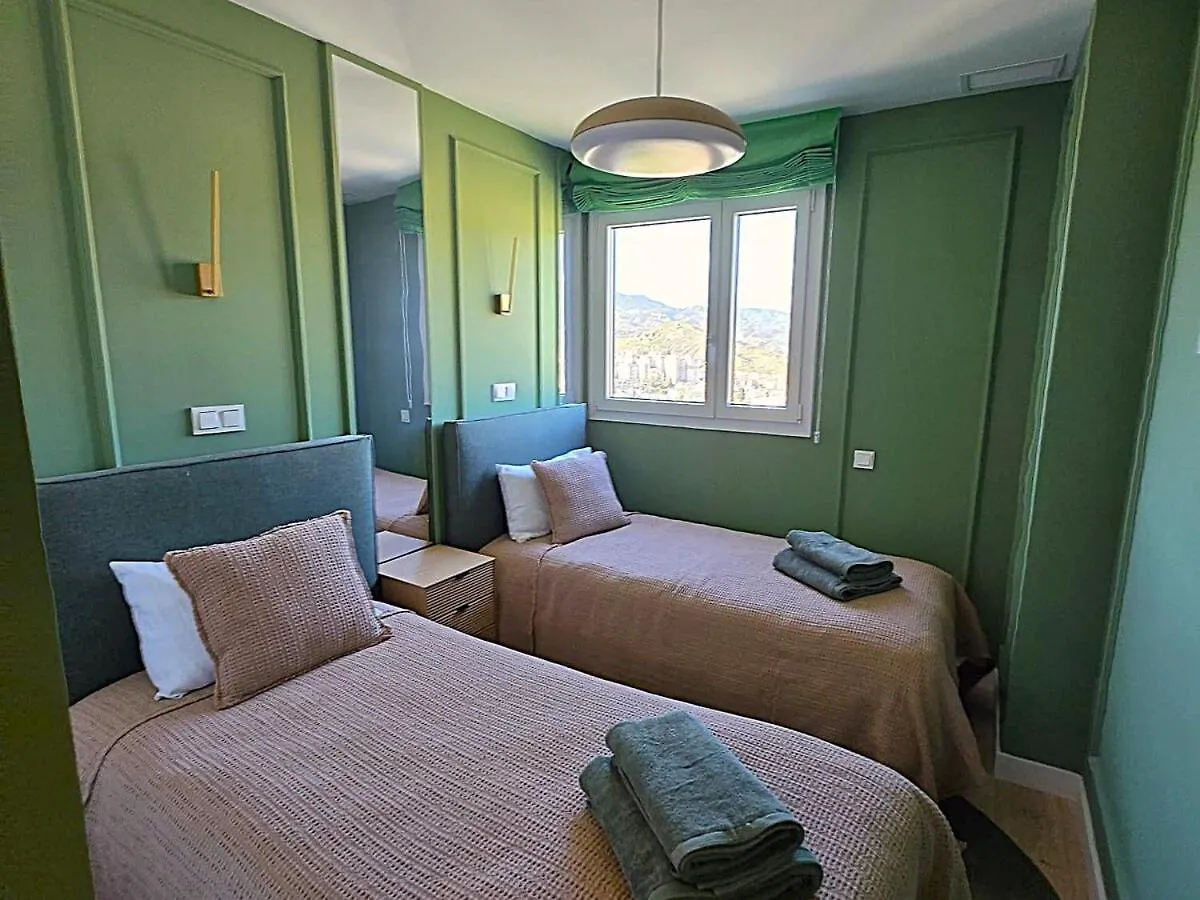 Luxury 3 Bed Apartment 26 Floor In Малага 0*,  Испания