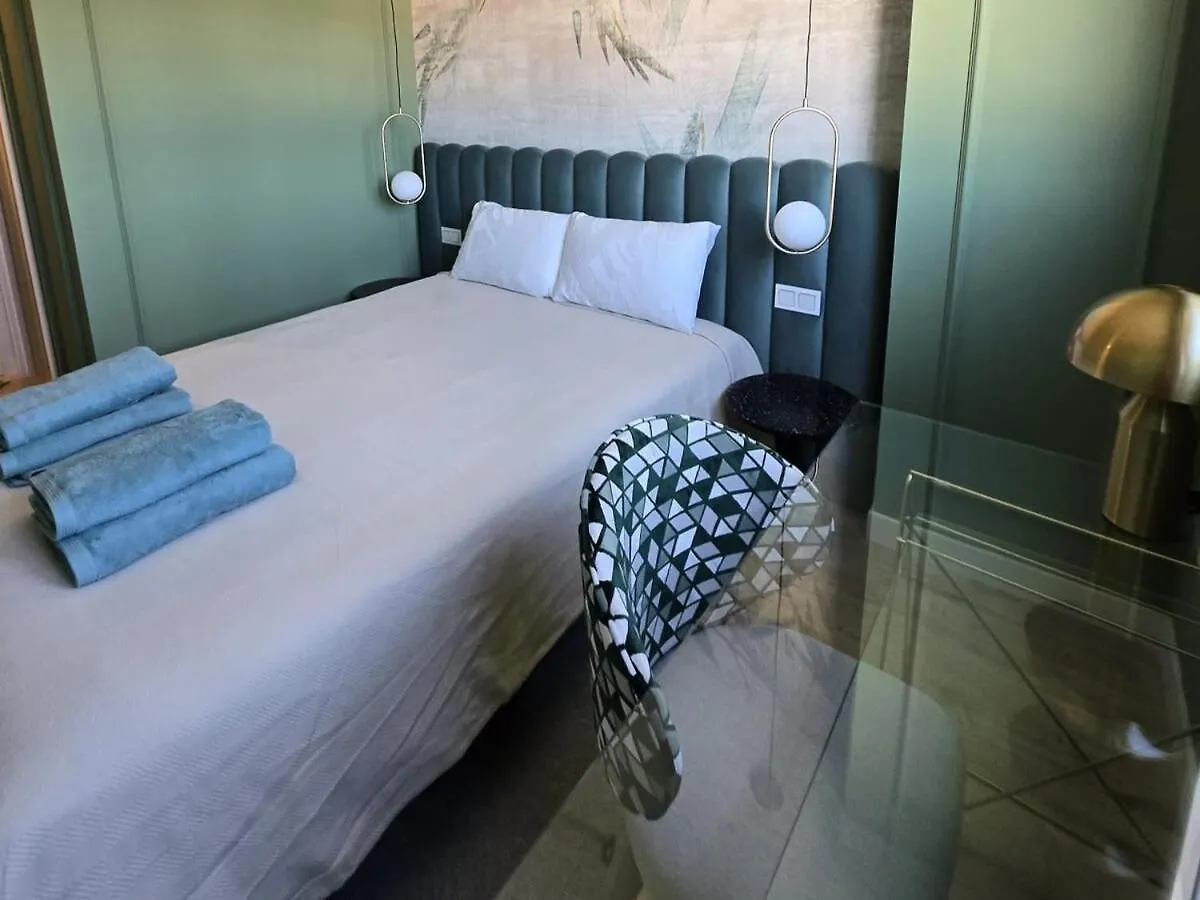 Luxury 3 Bed Apartment 26 Floor In Malaga