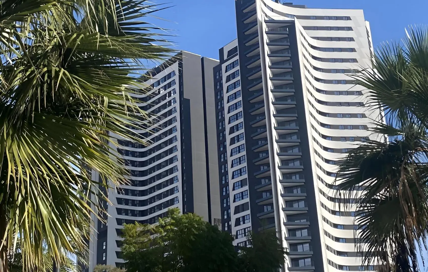 Luxury 3 Bed Apartment 26 Floor In Malaga 0*,